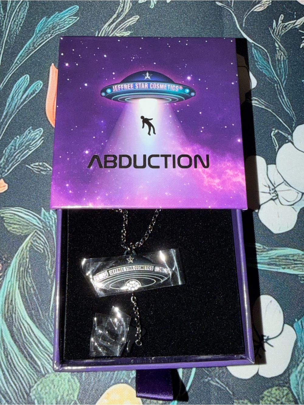Jeffree star abduction necklace